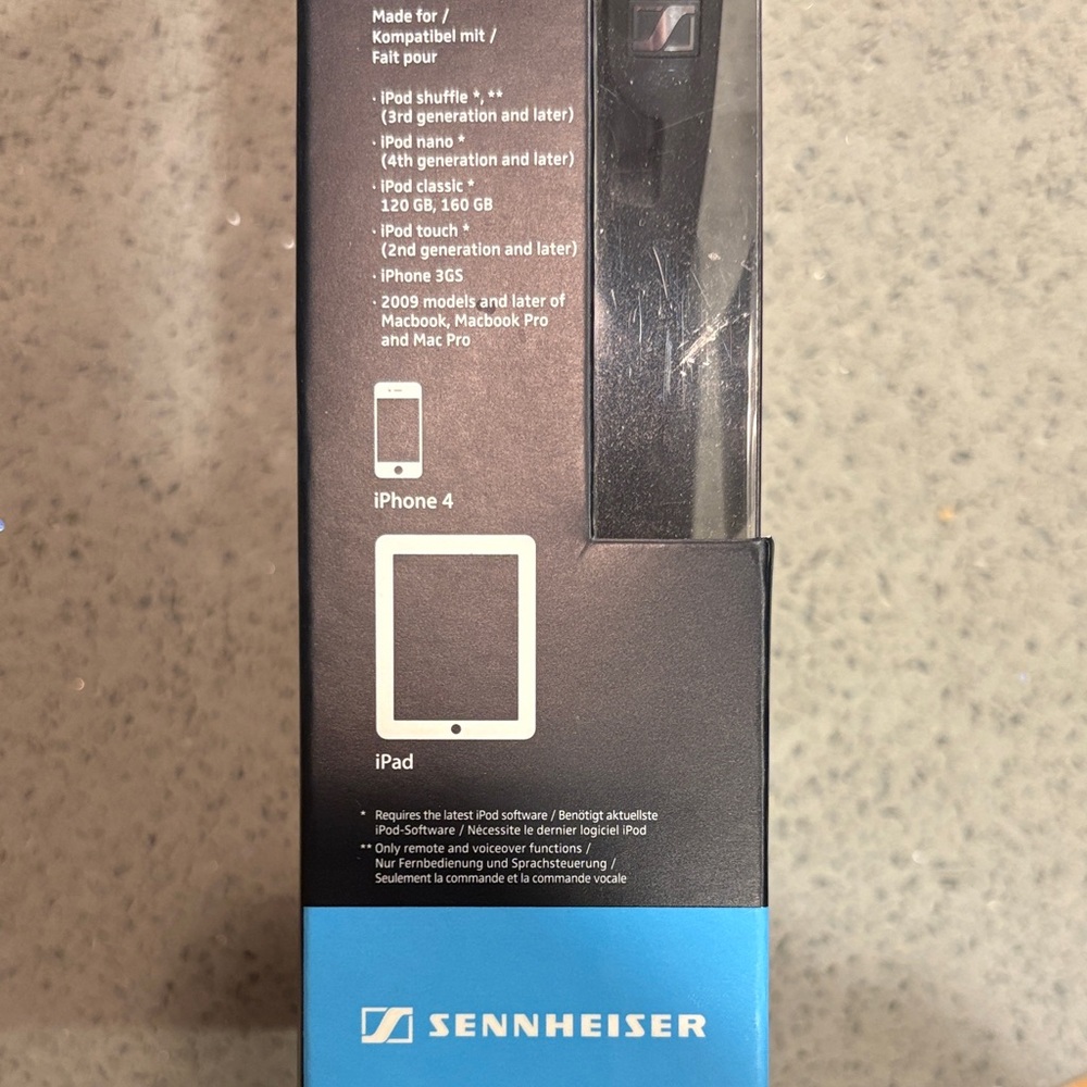 Sennheiser PX200-iii Black Headset with iPhone Control - Picture 3 of 3